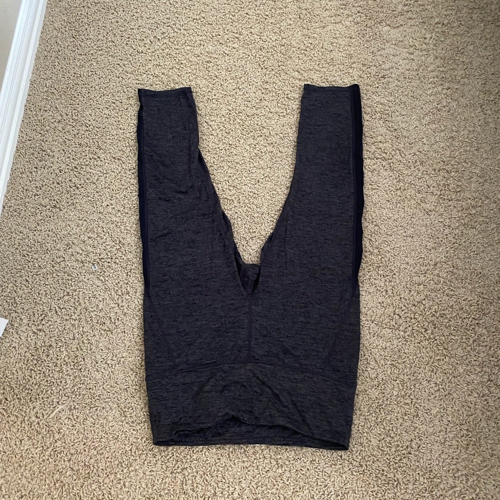 Grey cropped leggings